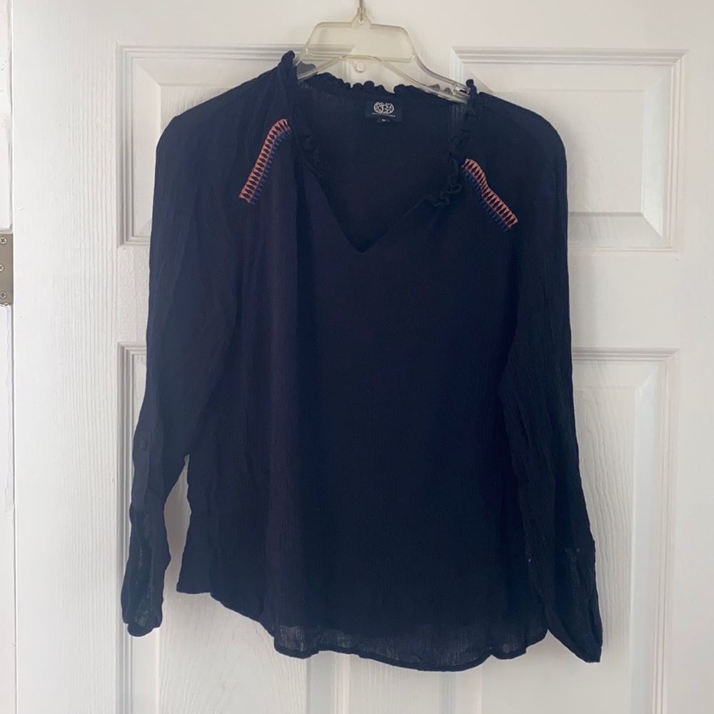 BOBEAU Black Cotton Crinkle Top Rose Color  Embroidery Boho